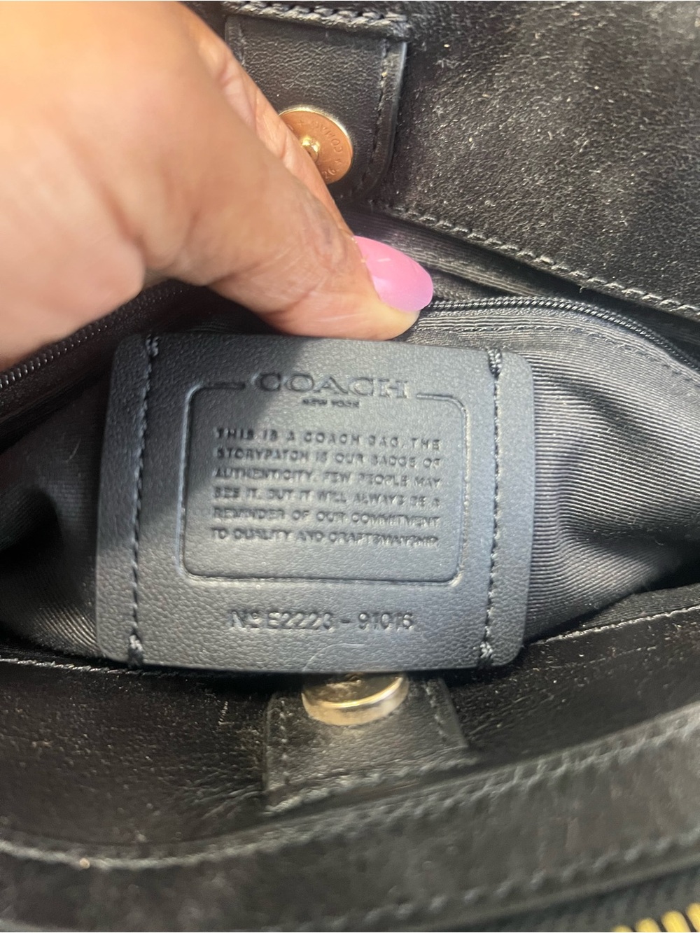 Coach handbag no strap - Picture 2 of 6